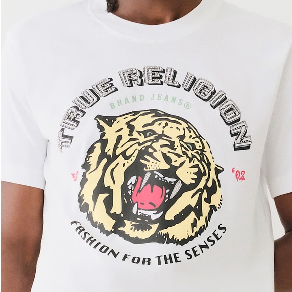 NWT TRUE RELIGION Tiger Print Crew Tee T-shirt White Size M Rhinestones Cotton - Picture 2 of 8